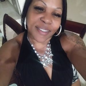 Meet your Posher, San